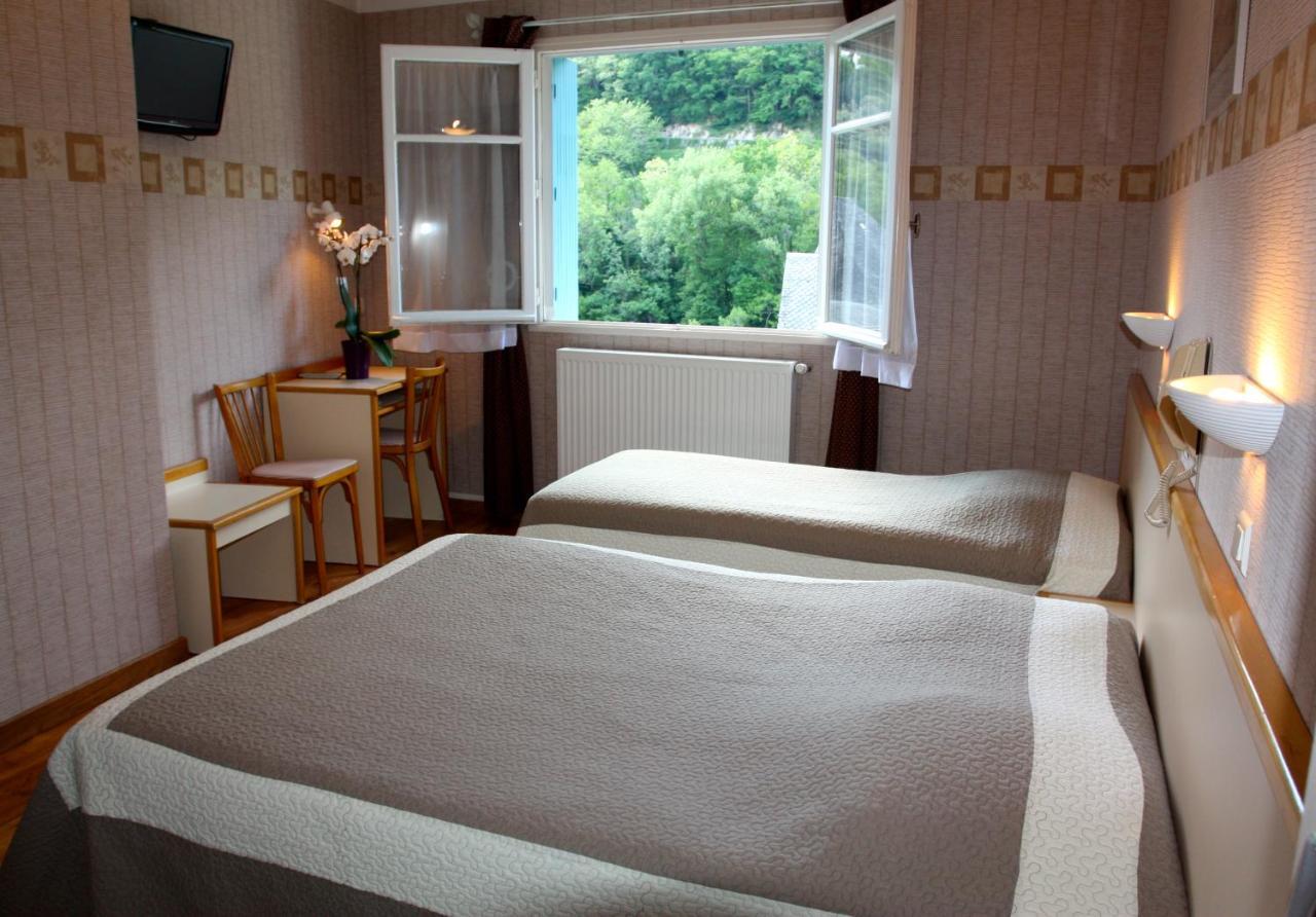Hotel Restaurant Des Deux Vallees Entraygues-sur-Truyère Cameră foto