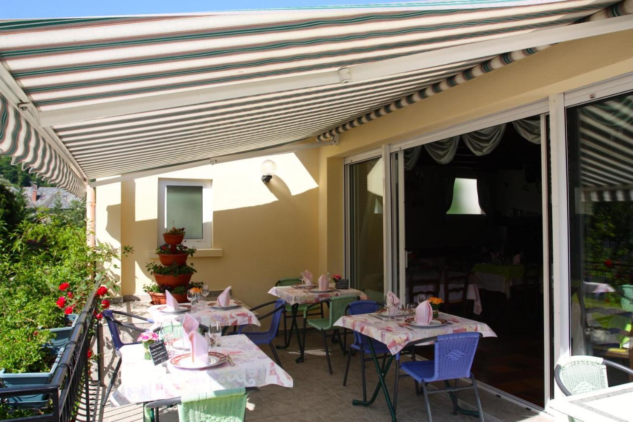 Hotel Restaurant Des Deux Vallees Entraygues-sur-Truyère Exterior foto